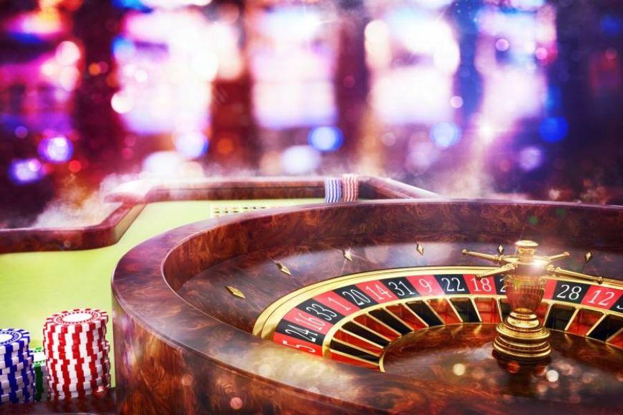 Roulette Table: Rules, Payouts, Betting Options, and Strategies